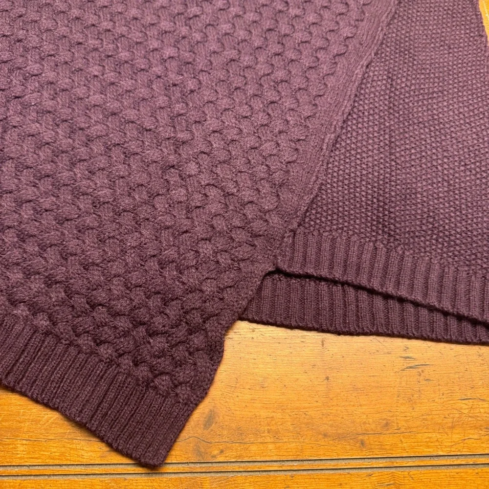 Kate & Mallory Textured Knit Asymmetrical Sweater Plum‎ Size M
